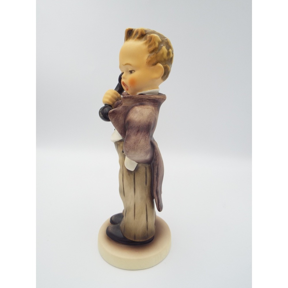 #42 - Goebel Hummel Hello Chef Figurine - Picture 2 of 5